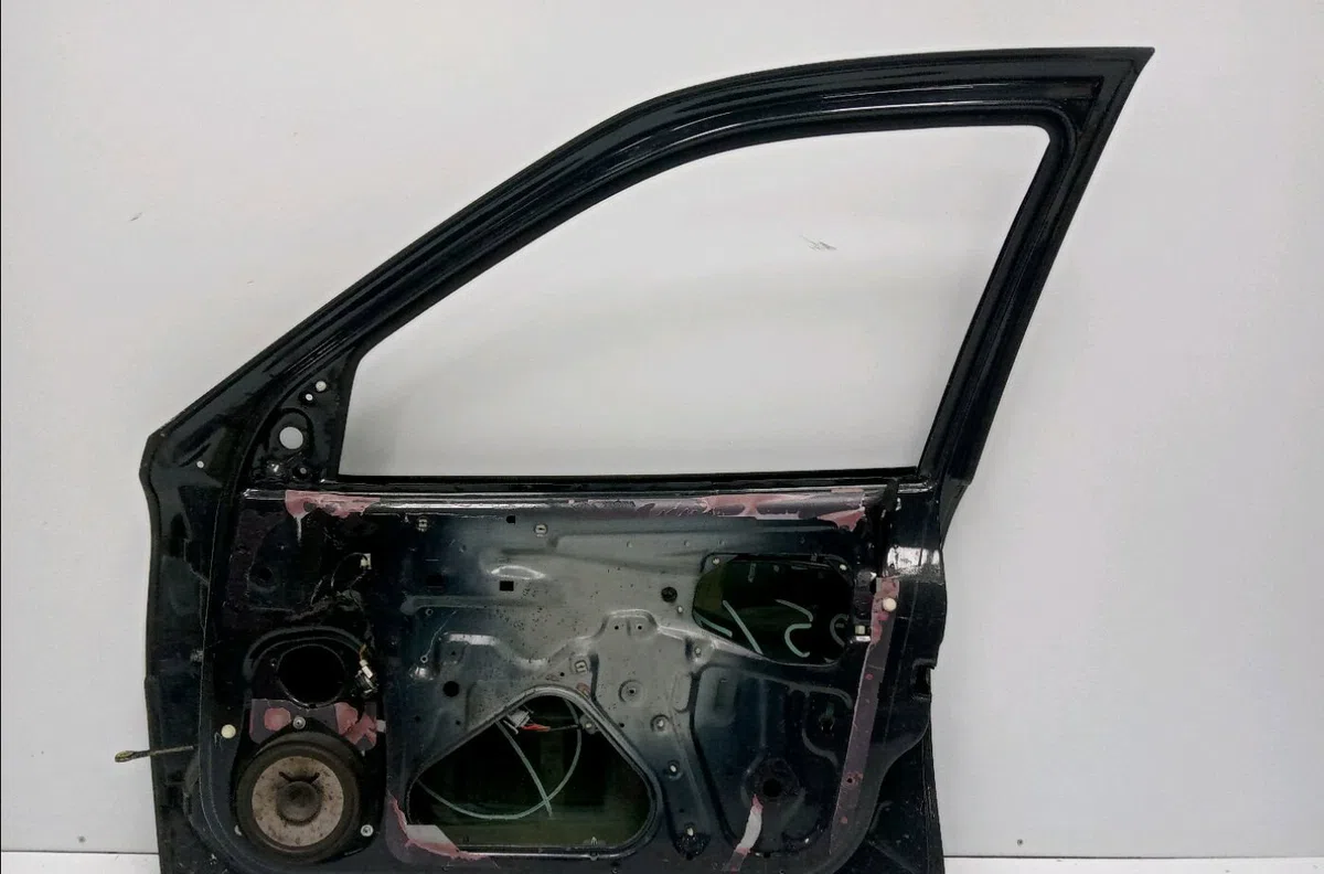 Porte avant droite Opel VECTRA B (J96) 1.6 i 16v (f19) (1995-2002) occasion