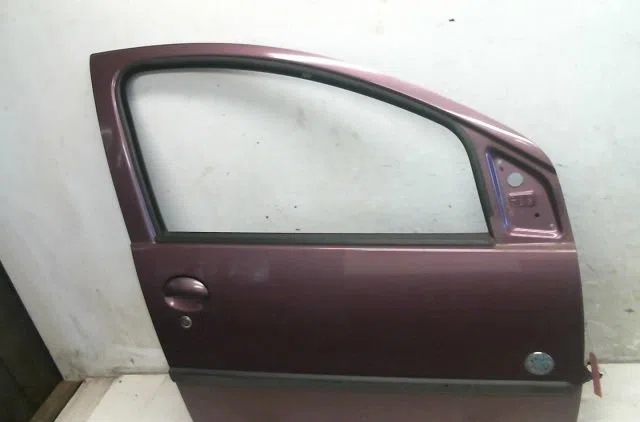 Porte avant droite Peugeot 107 (PM_, PN_) 1.0 (2005-2014) 3 portes occasion
