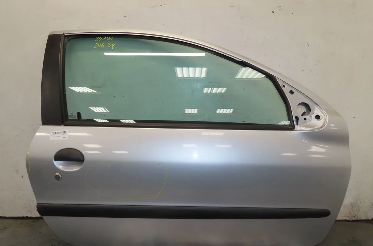 Porte avant droite PEUGEOT 206 2004 occasion