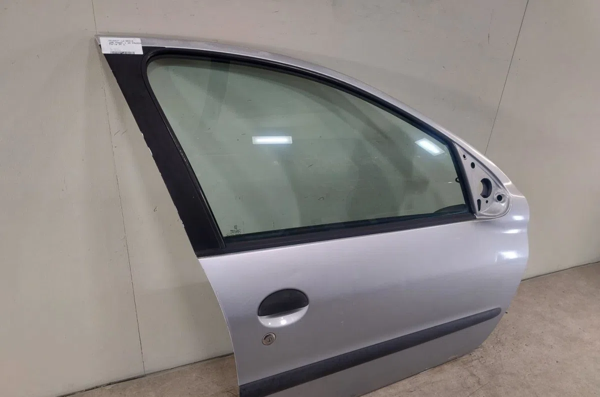 Porte avant droite PEUGEOT 206  206 PHASE 1 occasion