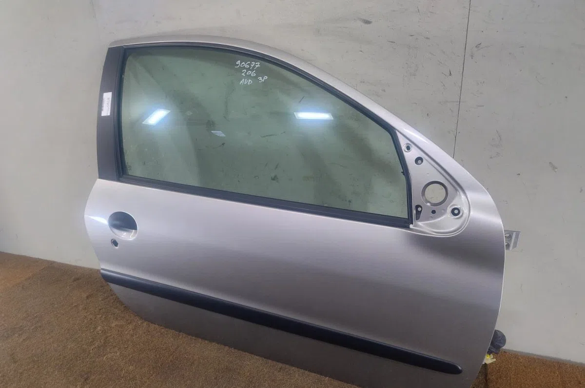 Porte avant droite PEUGEOT 206  206 PHASE 2 occasion