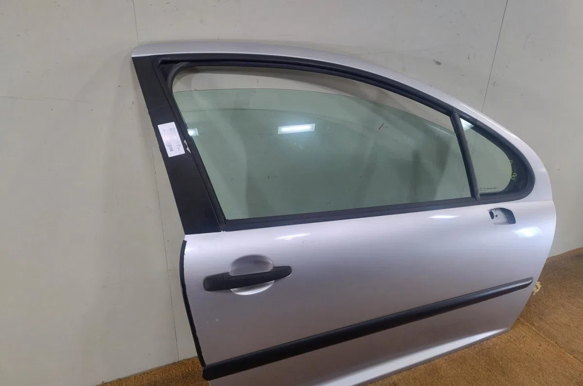 Porte avant droite PEUGEOT 207  207 PHASE 1 occasion