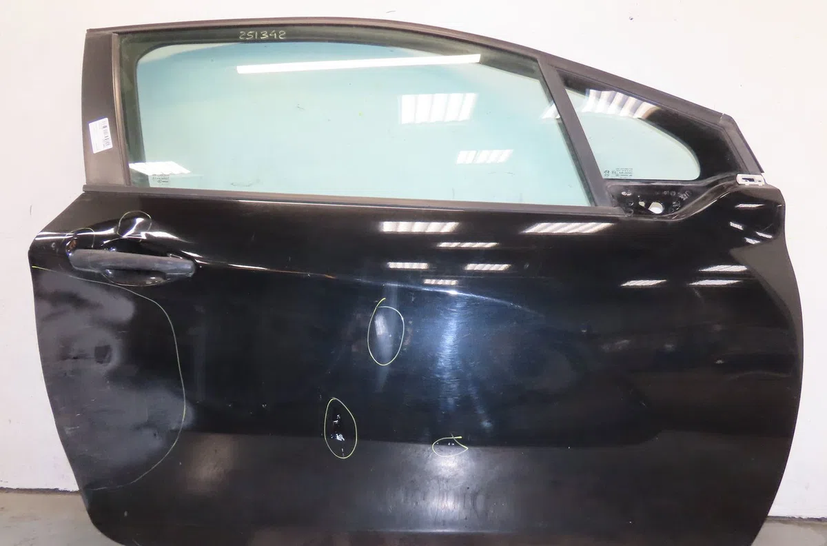 Porte avant droite PEUGEOT 208 2014 occasion