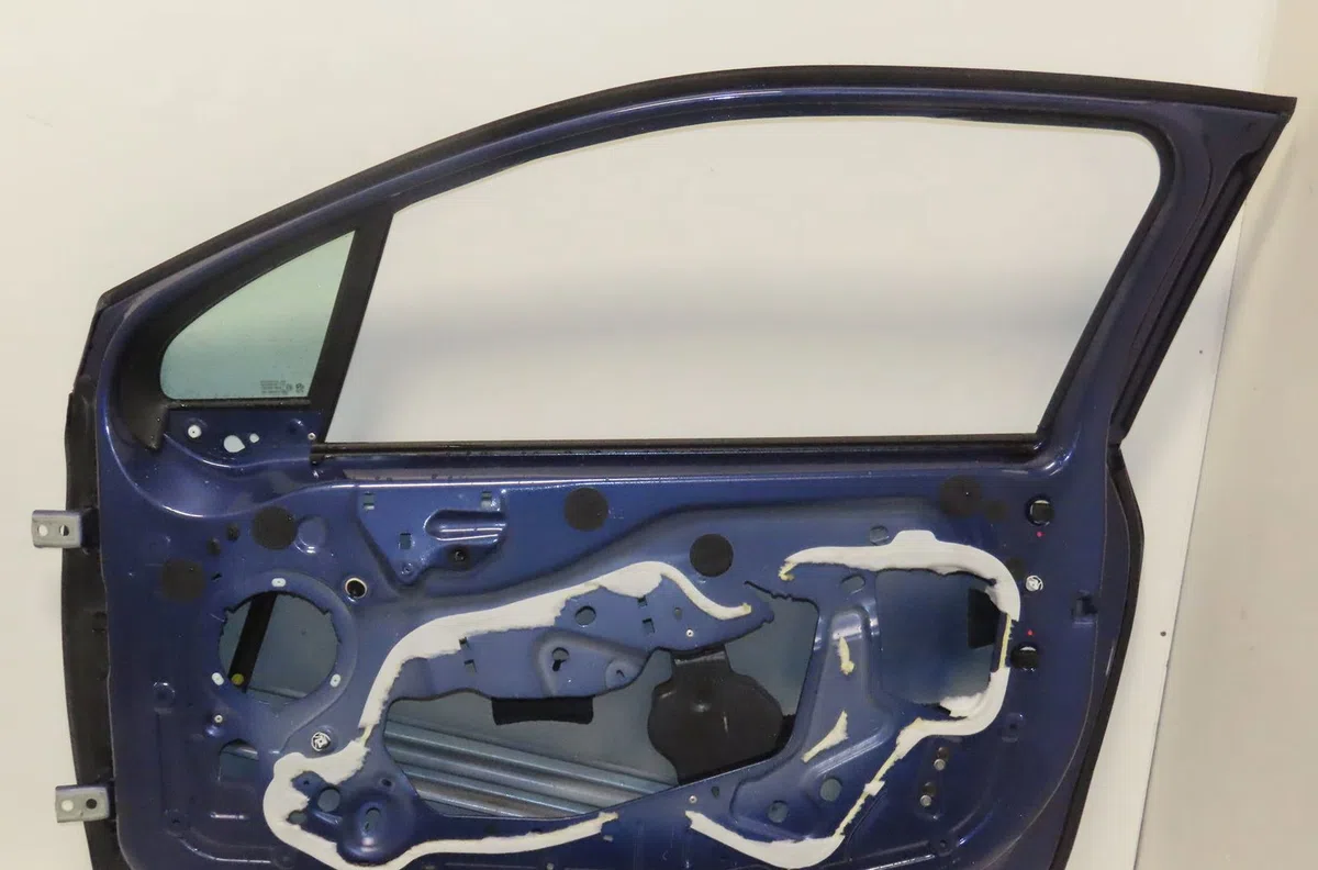 Porte avant droite Peugeot 208 I (CA_, CC_) 1.4 vti (2012) occasion