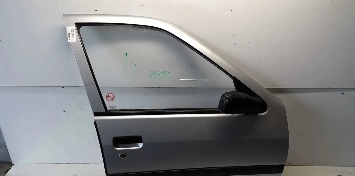 Porte avant droite Peugeot 306 3-5 portes (7A, 7C, N3, N5) 1.9 d (1994-2001) occasion