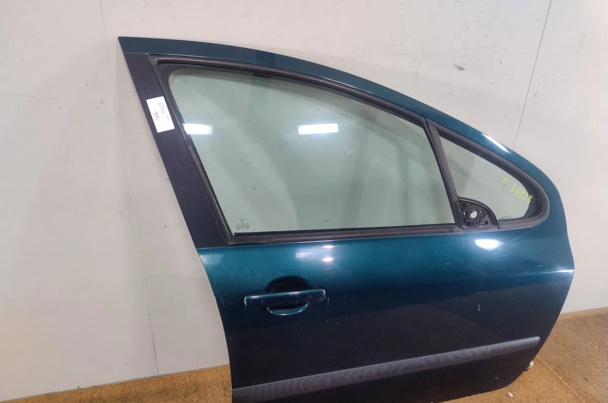Porte avant droite PEUGEOT 307  307 PHASE 1 occasion