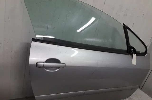 Porte avant droite Peugeot 307 CC (3B) 2.0 hdi 135 (2005-2009) occasion
