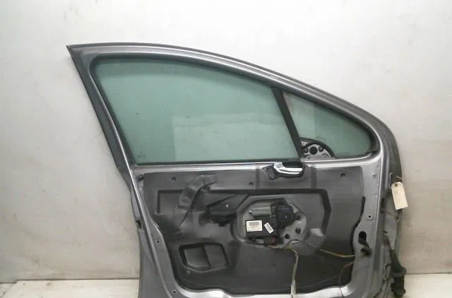 Porte avant droite Peugeot 307 SW (3H) 2.0 hdi 90 (2002-2008) occasion