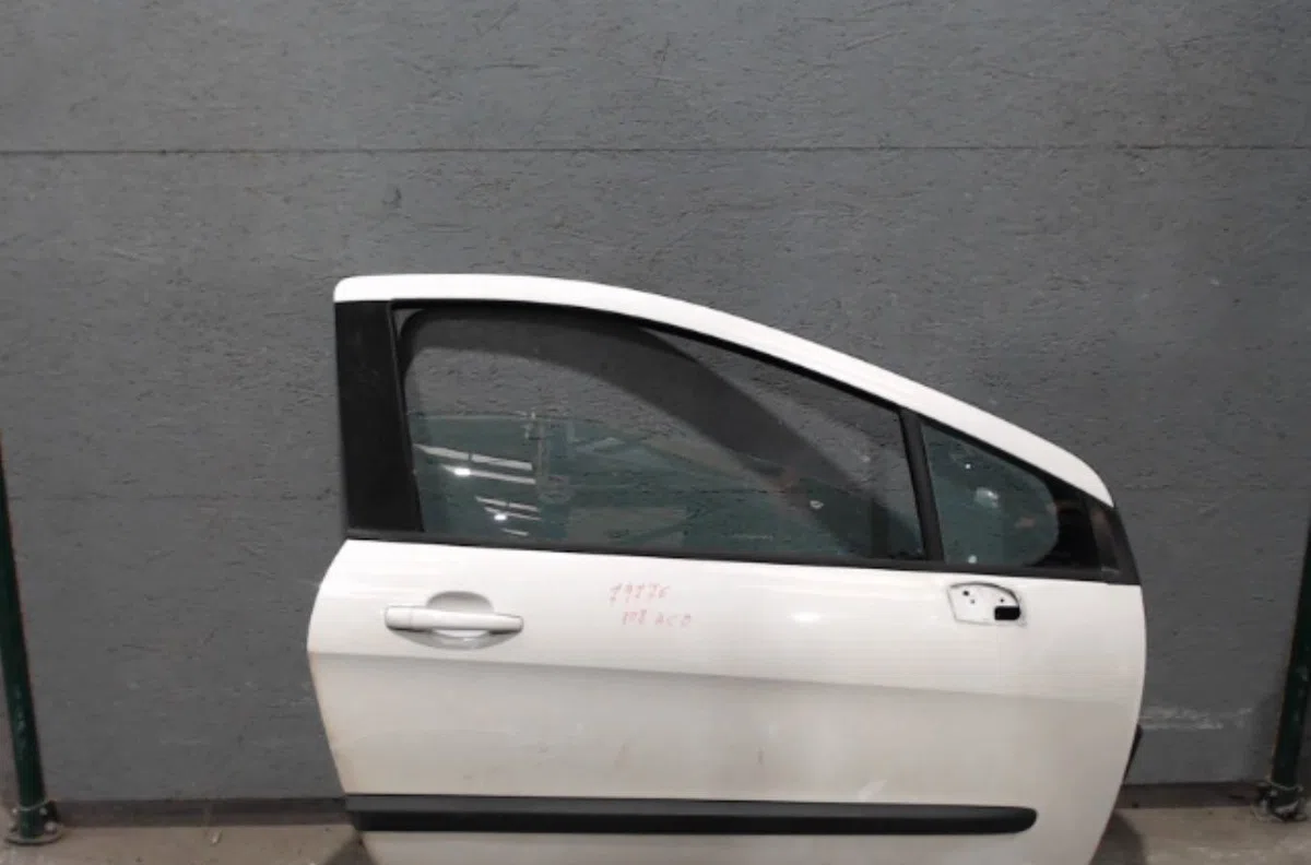 Porte avant droite PEUGEOT 308 1  308 1 PHASE 1 occasion