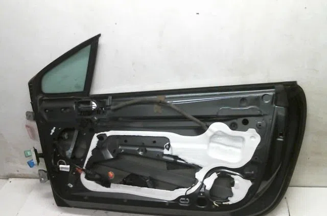 Porte avant droite Peugeot 308 CC (4B_) 1.6 16v (2009-2014) occasion