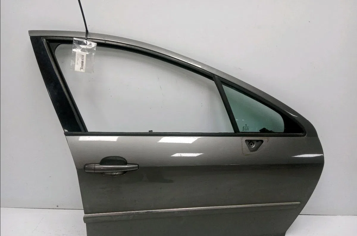 Porte avant droite Peugeot 407 (6D_) 2.0 hdi (6drhrh) (2009-2010) occasion