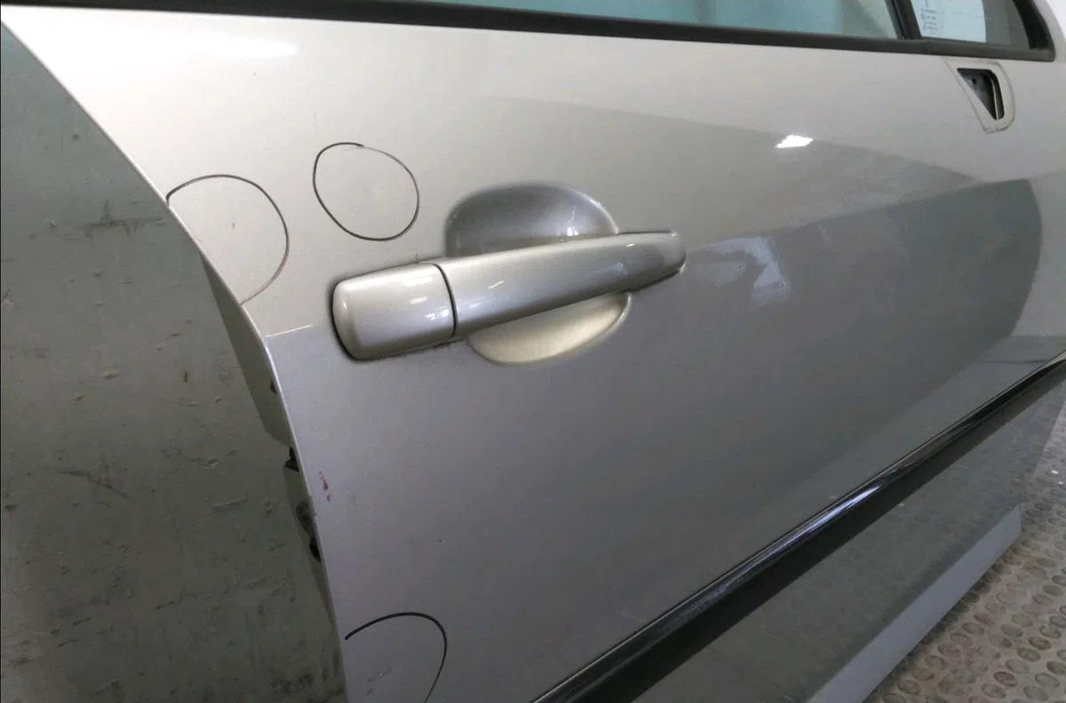 Porte avant droite Peugeot 407 SW (6E_) 1.6 hdi 110 (2004-2010) 5 portes occasion