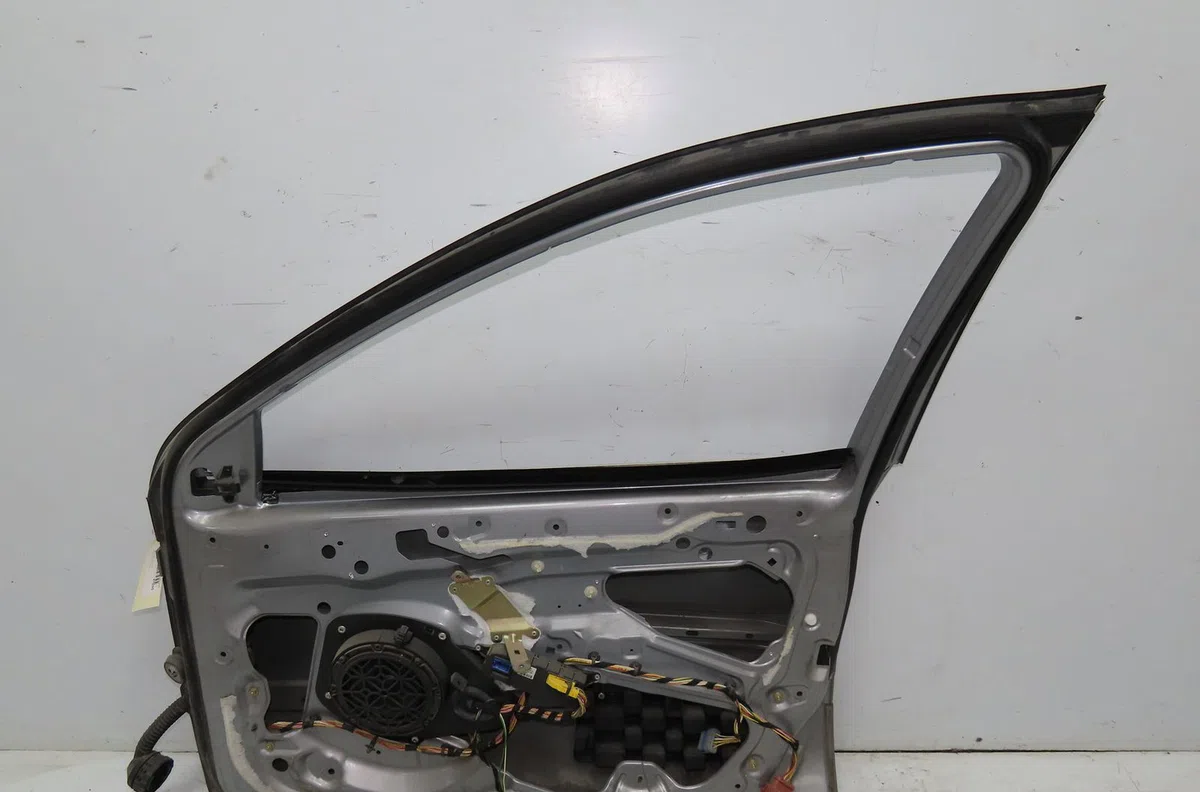 Porte avant droite Peugeot 607 (9D, 9U) 3.0 v6 24v (2000-2004) occasion