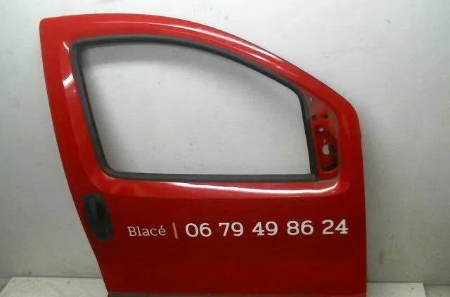 Porte avant droite Peugeot BIPPER (AA_) 1.3 hdi 75 (2010) 3 portes occasion