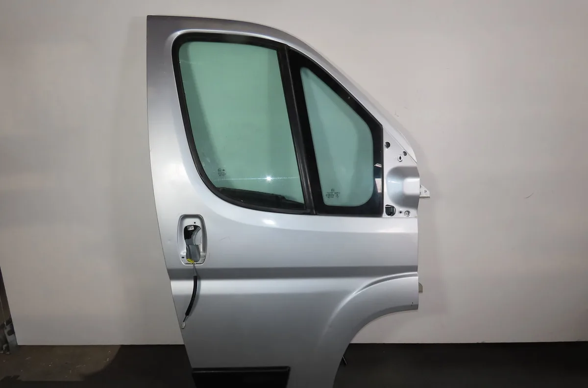 Porte avant droite Peugeot BOXER Camionnette 2.0 bluehdi 130 (2015-2019) occasion
