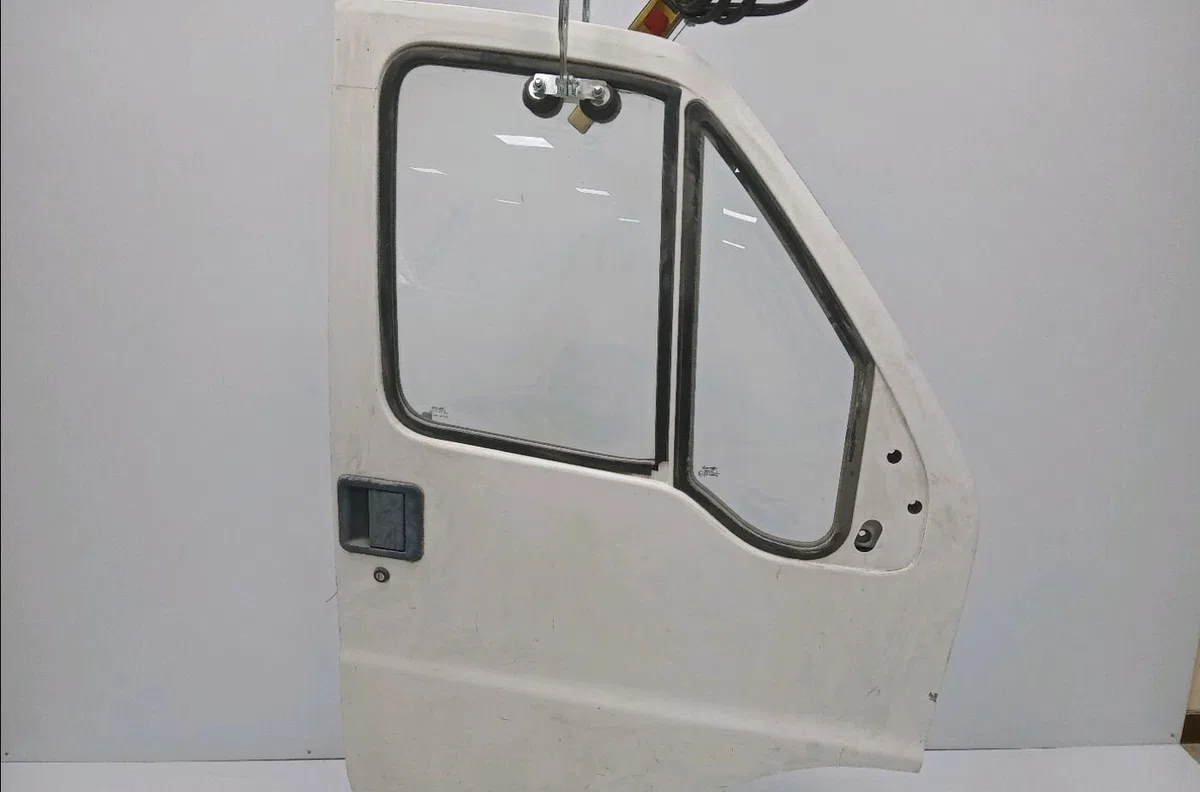 Porte avant droite Peugeot BOXER Camionnette (230L) 1.9 d (1994-2002) occasion