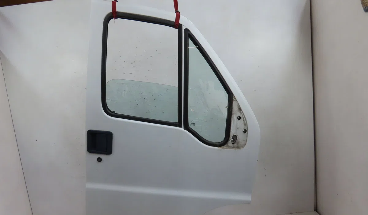 Porte avant droite Peugeot BOXER Camionnette (230L) 2.5 d (1994-2002) occasion