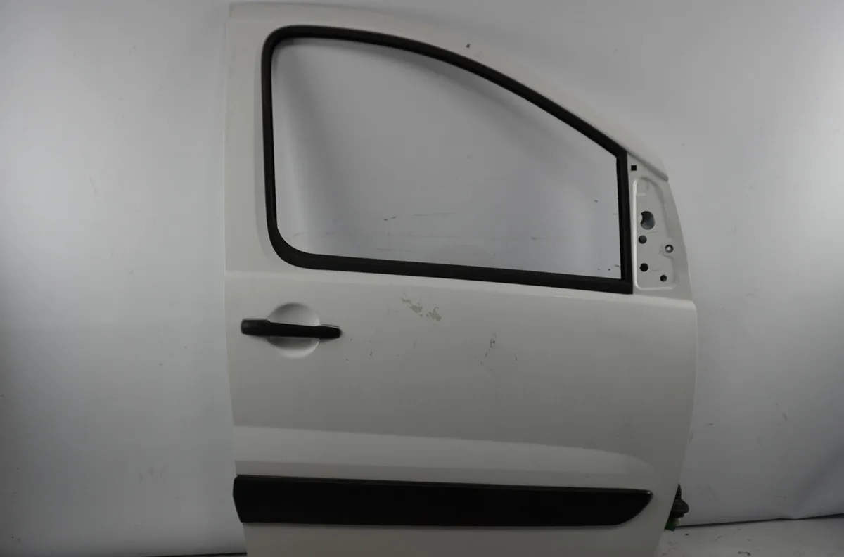 Porte avant droite Peugeot EXPERT Camionnette (VF3A_, VF3U_, VF3X_) 1.6 hdi 90 8v (2007) occasion