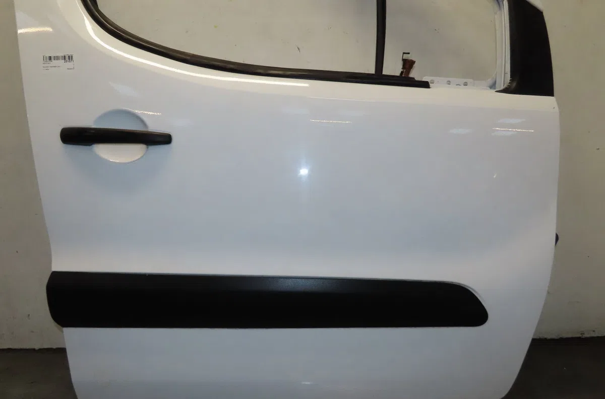 Porte avant droite Peugeot PARTNER TEPEE 1.2 thp (2016) occasion