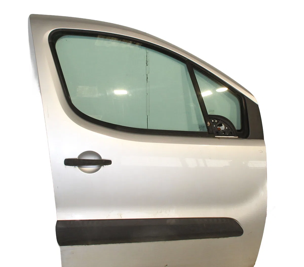 Porte avant droite Peugeot PARTNER TEPEE 1.6 hdi 16v (2008) 5 portes occasion