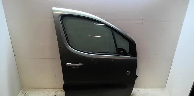 Porte avant droite Peugeot PARTNER TEPEE 1.6 hdi (2010) occasion