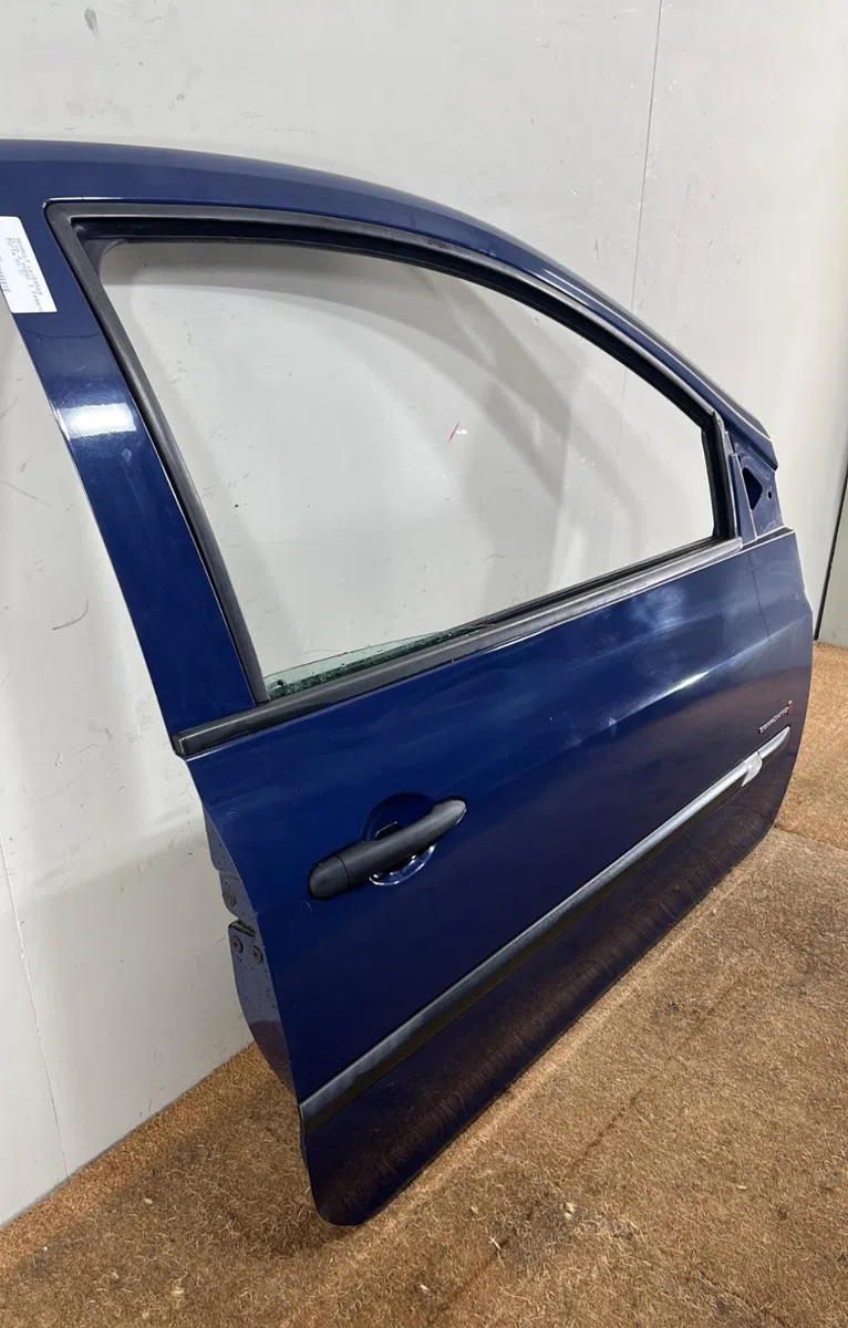 Porte avant droite RENAULT CLIO 3 PHASE 1  CLIO 3 PHASE 1 occasion