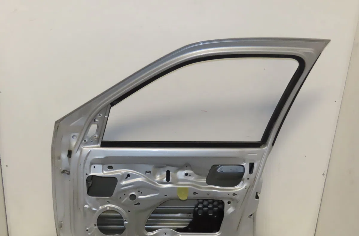 Porte avant droite Renault CLIO II (BB_, CB_) 1.2 (bb0a, bb0f, bb10, bb1k, bb28, bb2d, bb2h, cb0a,... (1998-2010) 5 port