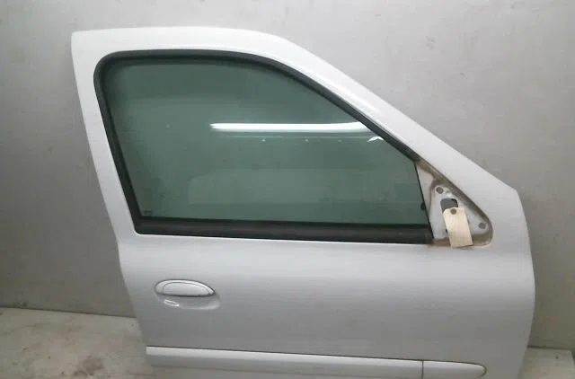 Porte avant droite Renault CLIO II (BB_, CB_) 1.5 dci (b-cb3m) (2005-2010) 3 portes occasion