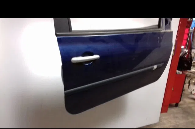 Porte avant droite Renault CLIO III (BR0-1, CR0-1) 1.5 dci (br0h, cr0h, cr1s, br1s) (2005-2014) 3 portes occasion