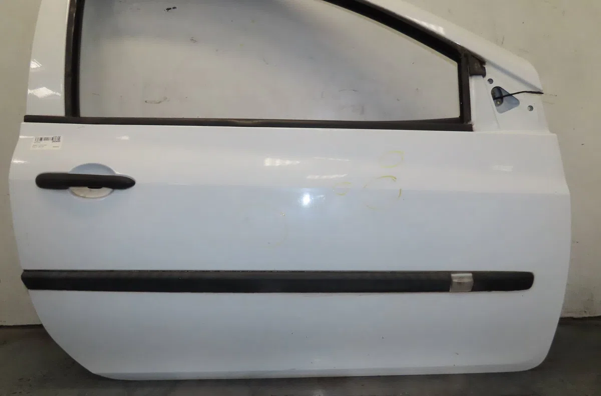 Porte avant droite Renault CLIO III Camionnette - 3-5 portes (SB_, SR_) 1.5 dci (2005-2010) occasion