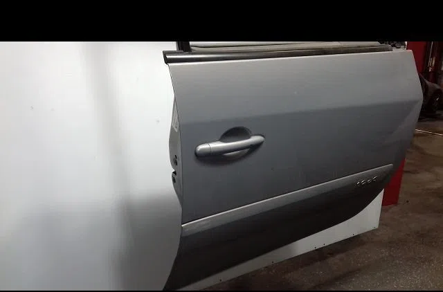 Porte avant droite Renault ESPACE IV (JK0-1_) 1.9 dci (jk0u) (2003-2005) 5 portes occasion