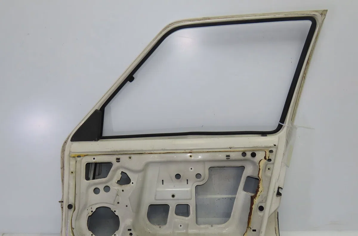 Porte avant droite Renault EXPRESS Camionnette-Monospace (F40_, G40_) 1.1 (1993-1995) occasion
