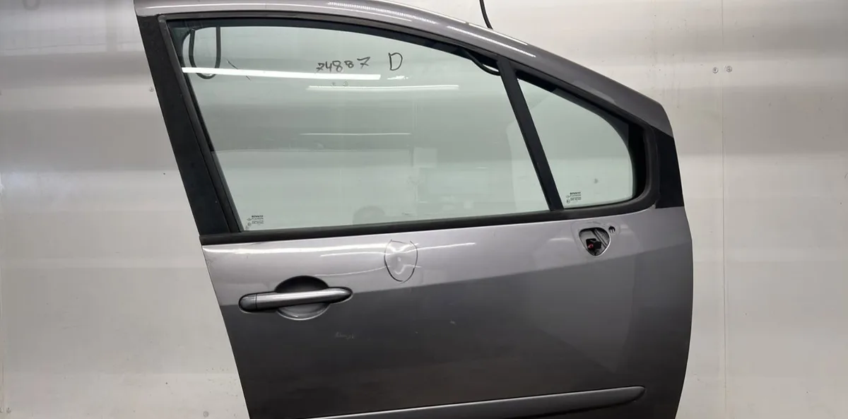 Porte avant droite RENAULT GRAND MODUS PHASE 2 occasion