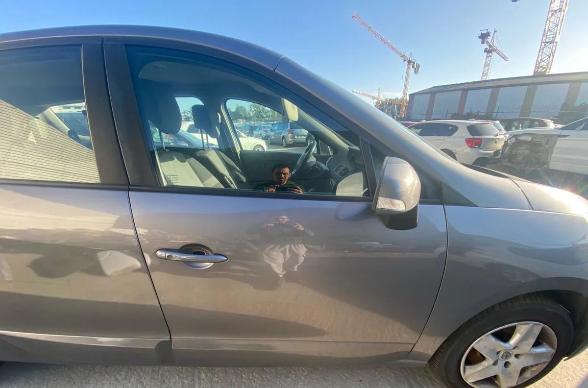 Porte avant droite RENAULT GRAND SCENIC 3 PHASE 3 occasion