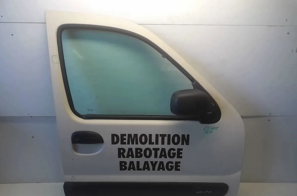 Porte avant droite Renault KANGOO Express (FC0-1_) 1.5 dci (fc07, fc1r) (2001) 4 portes occasion