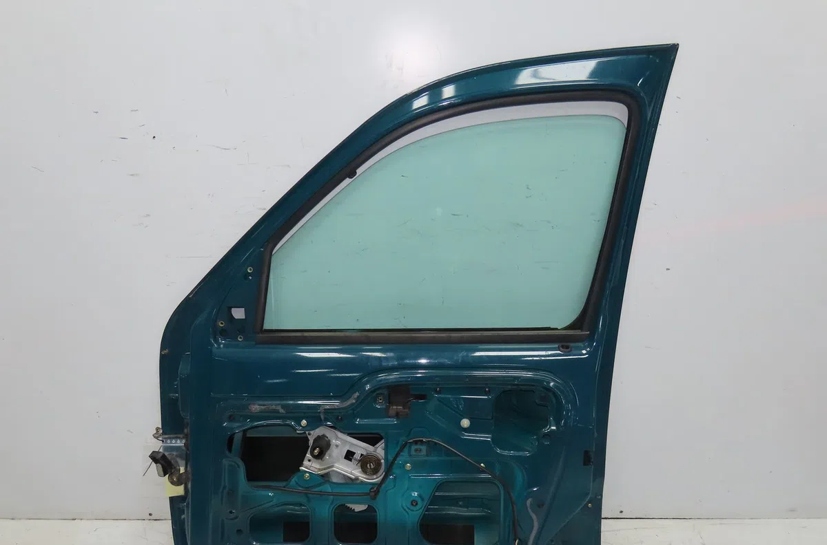 Porte avant droite Renault KANGOO Express (FC0-1_) 1.9 d (fc0j) (1999-2003) occasion