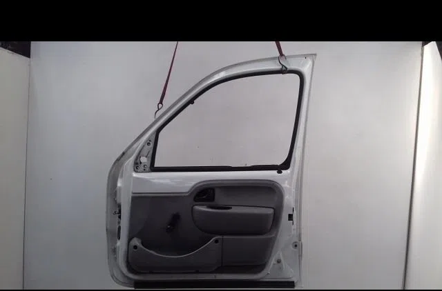 Porte avant droite Renault KANGOO (KC0-1_) 1.5 dci (2003) 4 portes occasion