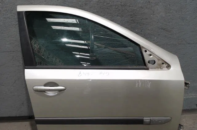 Porte avant droite RENAULT LAGUNA 2  LAGUNA 2 PHASE 2 occasion