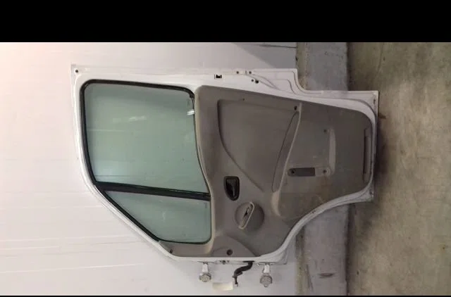 Porte avant droite Renault MASTER II Camion plate-forme-Châssis (ED-HD-UD) 3.0 dci 140 (ed0s, ud0s) (2003) occasion