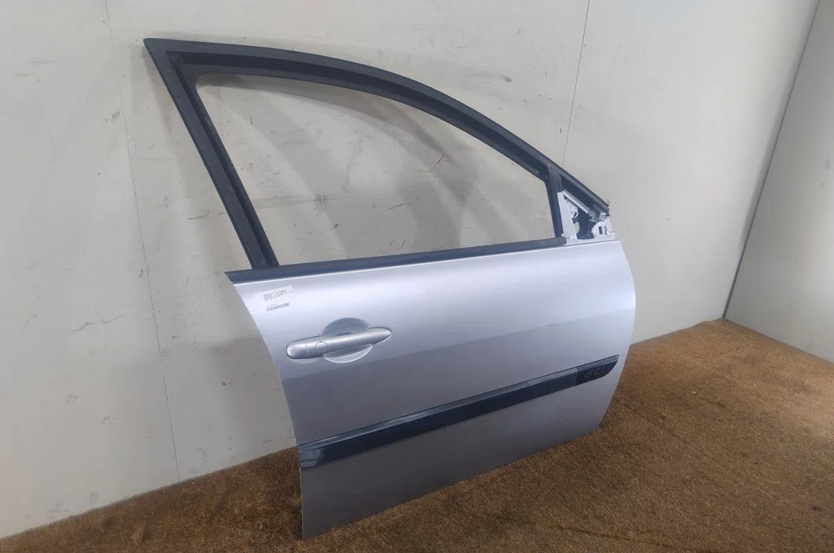 Porte avant droite RENAULT MEGANE 2  MEGANE 2 PHASE 2 occasion
