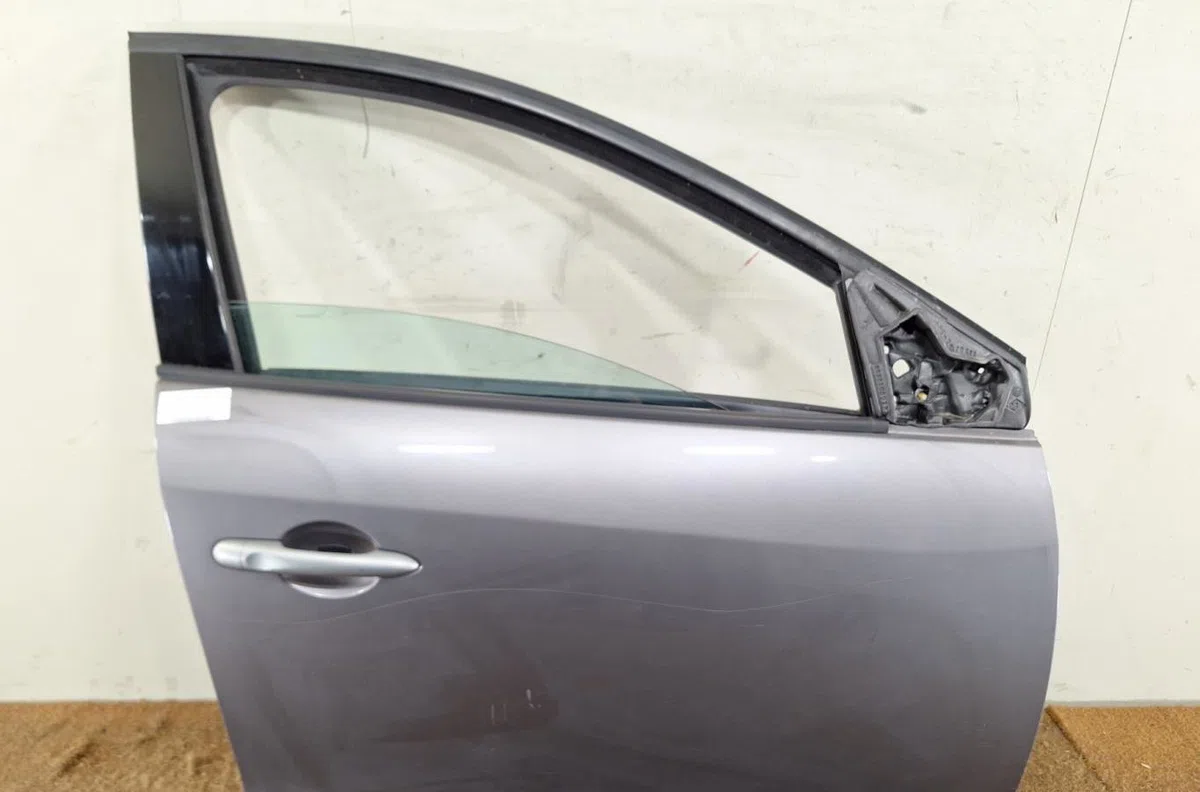 Porte avant droite RENAULT MEGANE 3  MEGANE 3 PHASE 1 BREAK occasion