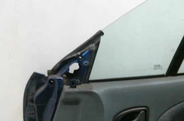 Porte avant droite RENAULT MEGANE I 1997 occasion