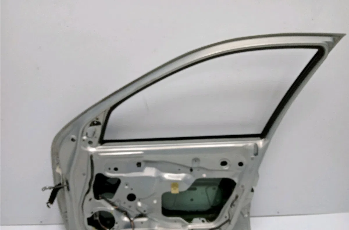 Porte avant droite Renault MEGANE I (BA0-1_) 1.9 dci (ba05, ba1f) (2001-2003) occasion