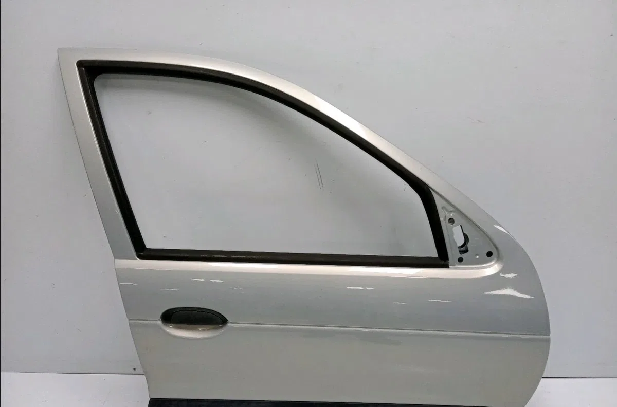 Porte avant droite Renault MEGANE I (BA0-1_) 1.9 dci (ba05, ba1f) (2001-2003) occasion