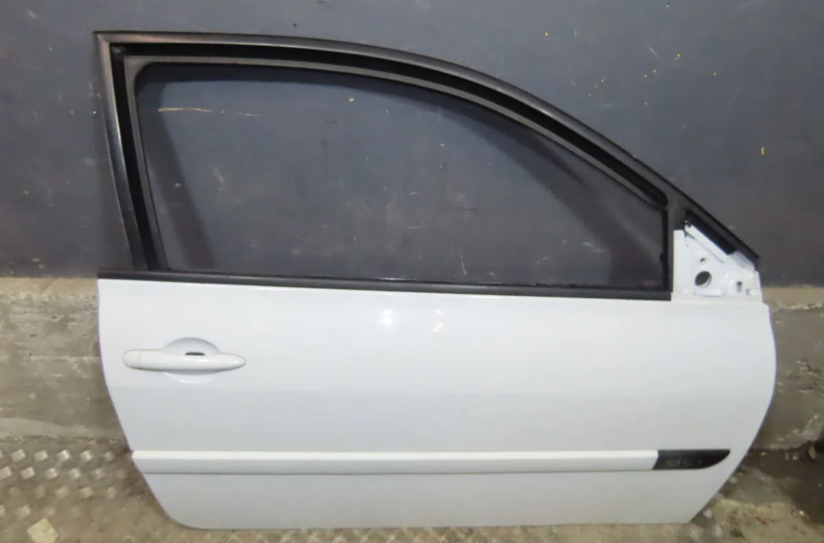 Porte avant droite Renault MEGANE II (BM0-1_, CM0-1_) 1.5 dci (bm1f, cm1f) (2005-2008) occasion