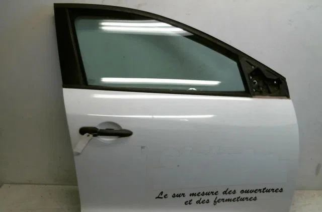 Porte avant droite Renault MEGANE III 3-5 portes (BZ0-1_, B3_) 1.5 dci (bz0c) (2008-2015) 5 portes occasion