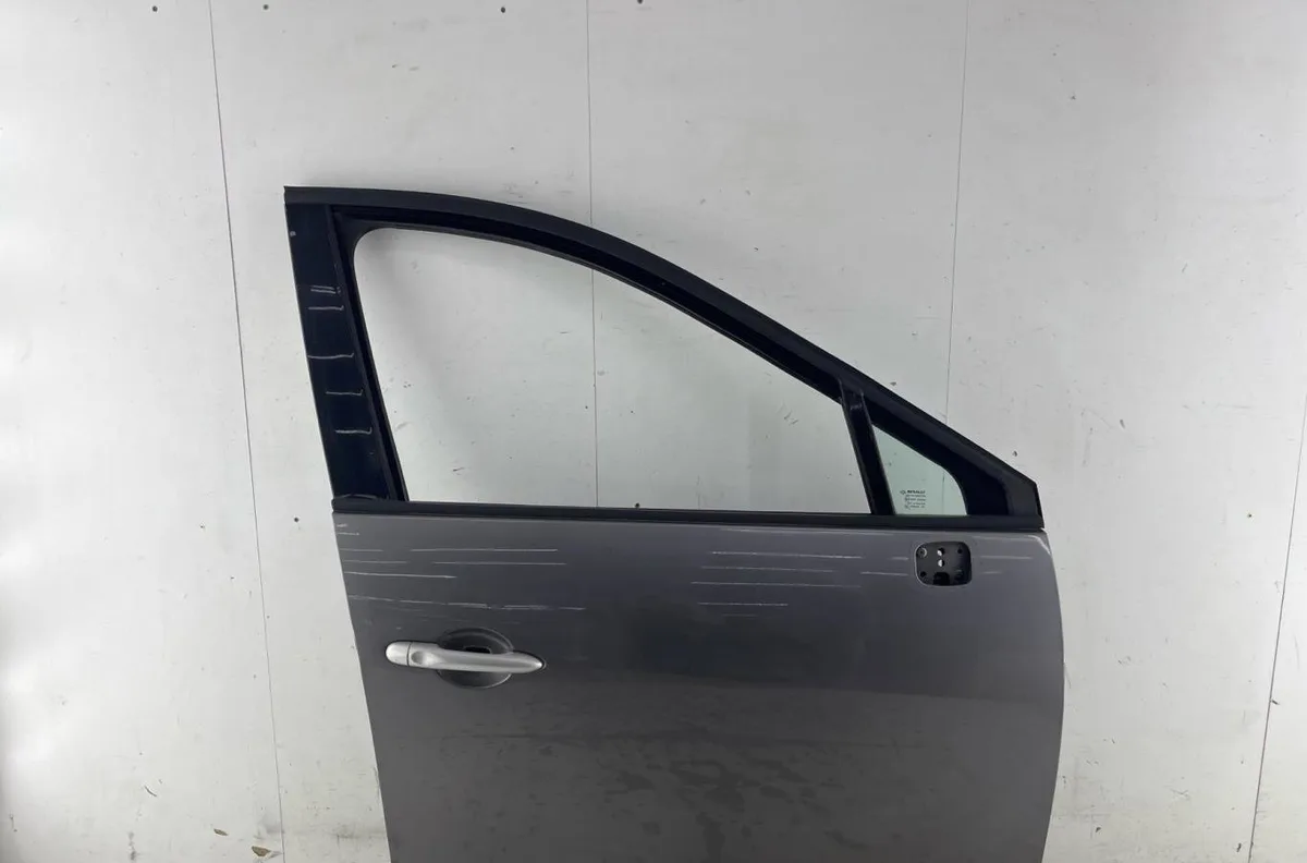 Porte avant droite RENAULT SCENIC 3 PHASE 1 occasion
