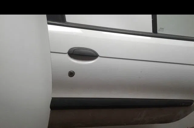 Porte avant droite Renault SCÉNIC I Monospace (JA0-1_, FA0_) 1.6 (ja00, ja16, ja15, ja19, ja1v, ja2b, ja2c, ja0b,... (19