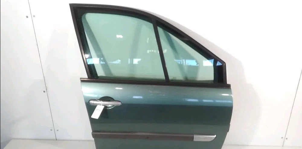 Porte avant droite Renault SCÉNIC II (JM0-1_) 1.9 dci (jm0g, jm12, jm1g, jm2c) (2003-2006) occasion