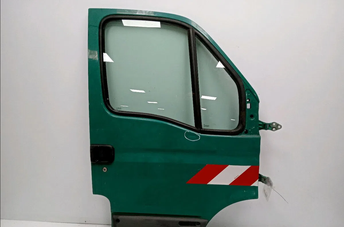 Porte avant droite Renault trucks MASCOTT Camion plate-forme-Châssis 90 (1999-2001) occasion